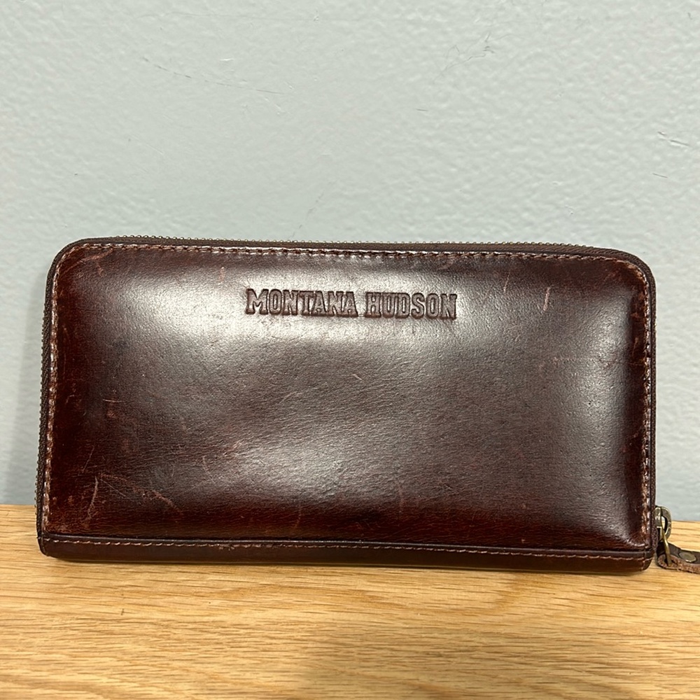 Montana Hudson Chestnut Brown Leather Wallet with tons of storage